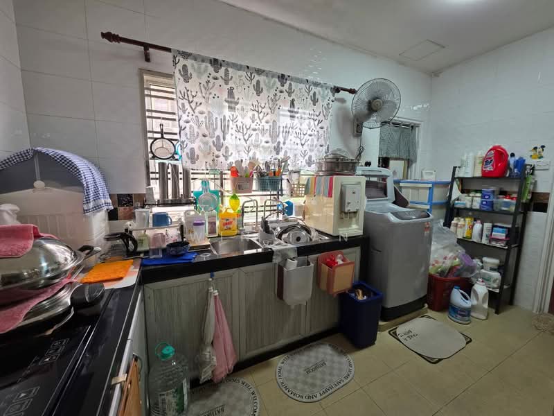 2-storey Terraced House for Sale in Bandar Pulai Jaya (Kulai) - Win Tan - Kitchen - PropertyGuru.com.my