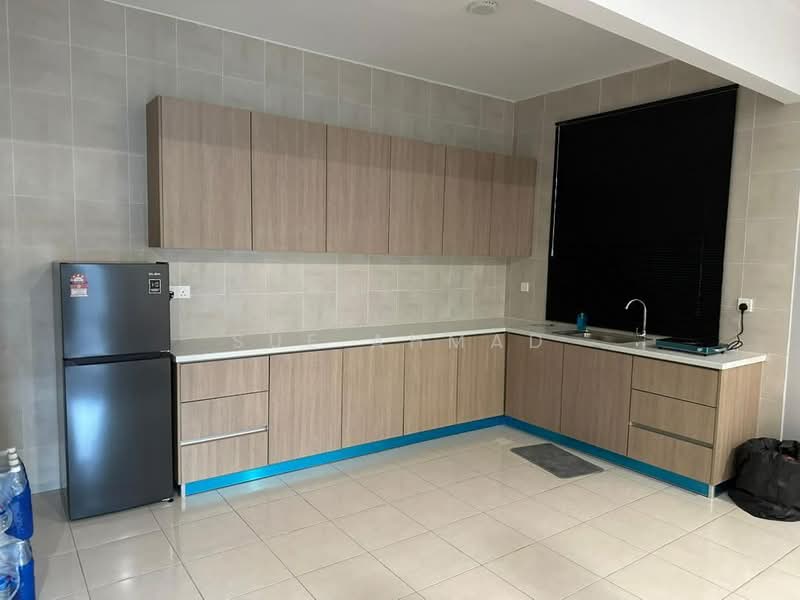 Condominium for Rent at Residensi Adelia 3 - Sue Ahmad - Kitchen - PropertyGuru.com.my