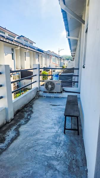 2-storey Terraced House for Rent in Taman Sepang (Sepang) - Aaron Wong - Balcony - PropertyGuru.com.my