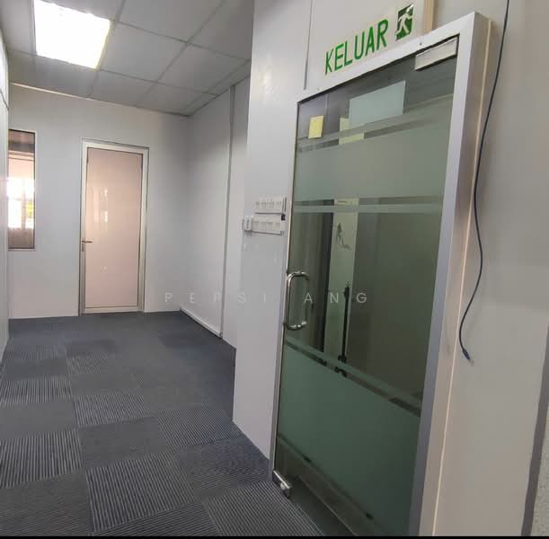 Shop / Office for Rent in Ambang Botanic 2 (Klang) - Pepsi Ang - Corridor - PropertyGuru.com.my