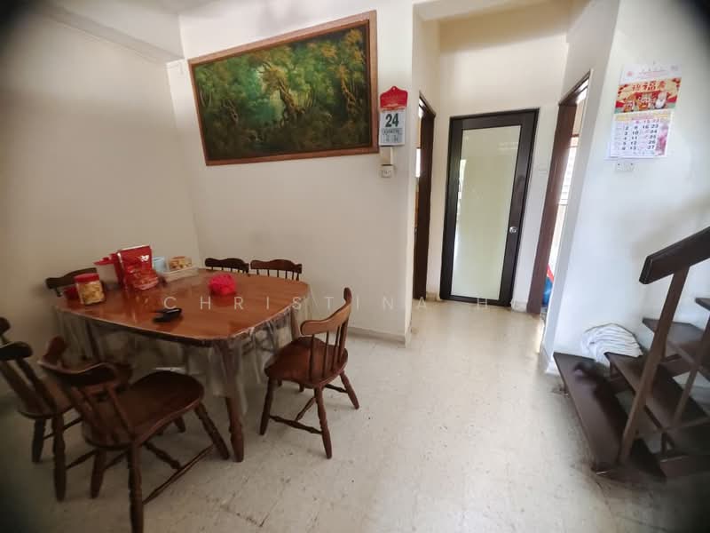 2-storey Terraced House for Sale in Taman Putra (Ampang) - Christina Ho - Dining Room - PropertyGuru.com.my