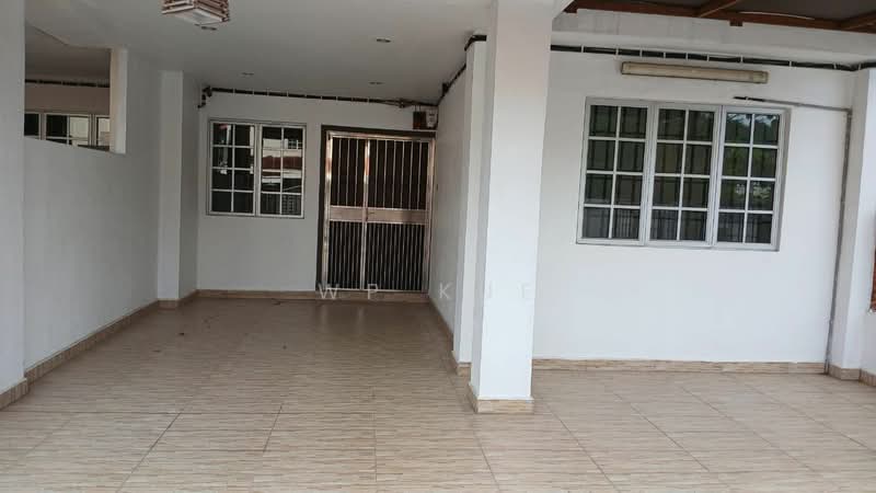 Terraced House for Sale in Bandar Bukit Puchong (Puchong) - WP Kue - Entrance - PropertyGuru.com.my