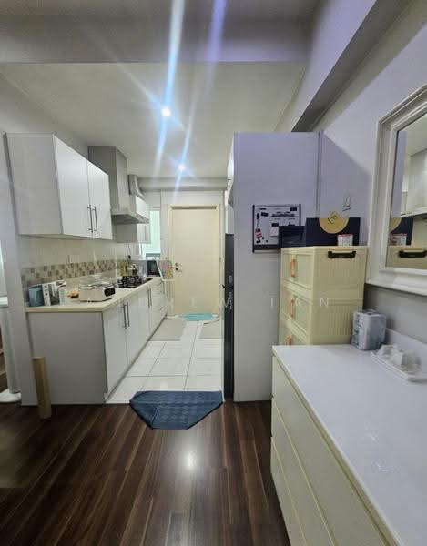 Service Residence for Sale at Casa Suites - Andrew Tan - Kitchen - PropertyGuru.com.my