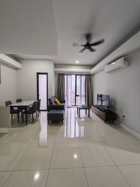 Servis Apartment untuk Disewa di The Sentral Suites - Stefanie Yii - Living Room - PropertyGuru.com.my