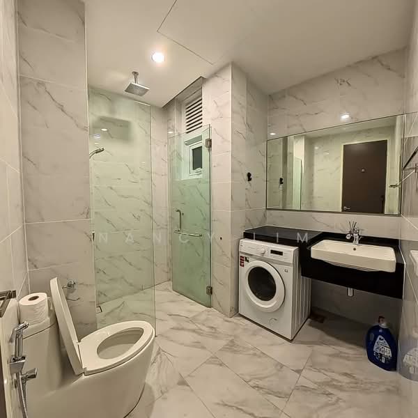 Service Residence for Rent at Met 1 Residences - Nancy Lim - Bathroom - PropertyGuru.com.my