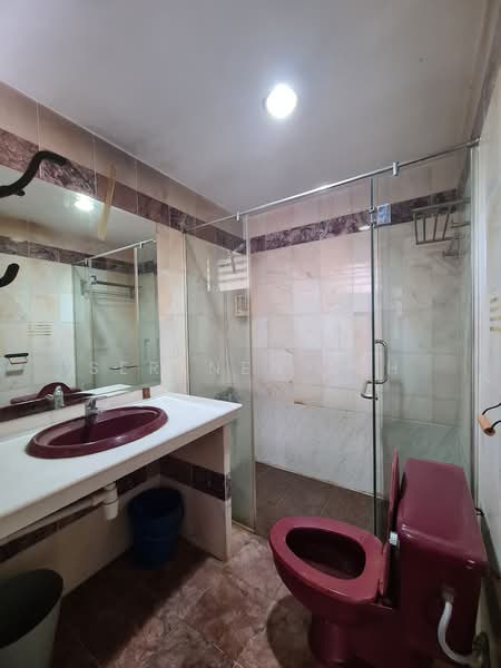 Kondominium untuk Disewa di Desa Mas - SERENEN TEH - Bathroom - PropertyGuru.com.my