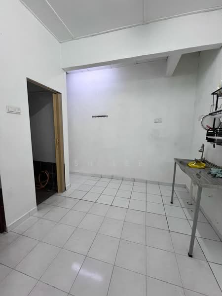 1-storey Terraced House for Rent in Taman Impian Indah (Bukit Mertajam) - SH Lee - Kitchen - PropertyGuru.com.my