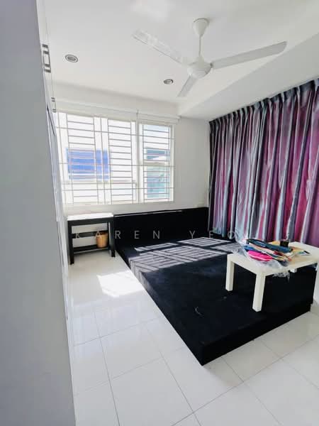 2.5-storey Terraced House for Sale in Taman Setia Indah (Tebrau) - Karen Yeo - Bedroom - PropertyGuru.com.my