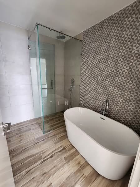 Service Residence for Sale at Hampton Height Damansara - Justin Voon - Bathroom - PropertyGuru.com.my