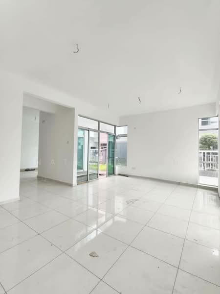 Mutiara Rini Mutiara Rini Mutiaras Rinis untuk Untuk Dijual - RM 1,150,000, Mac 2026 - Living Room - PropertyGuru.com.my