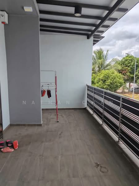 Ehsan Jaya Ehsan Jaya Ehsans Jayas untuk Untuk Dijual - RM 828,000, Mac 2026 - Balcony - PropertyGuru.com.my