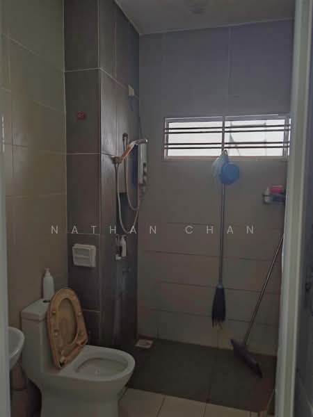 Ehsan Jaya Ehsan Jaya Ehsans Jayas untuk Untuk Dijual - RM 828,000, Mac 2026 - Bathroom - PropertyGuru.com.my