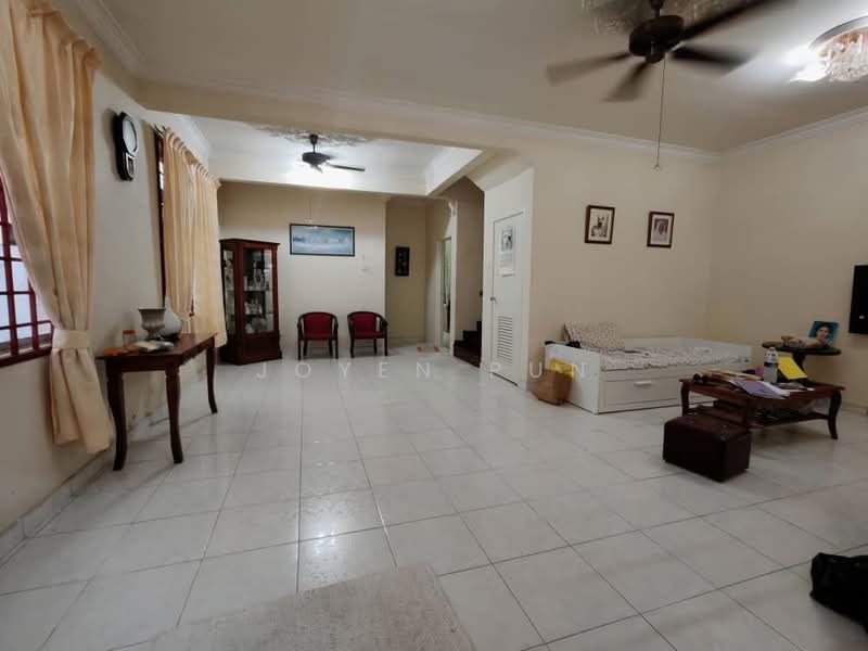 2-storey Terraced House for Sale in Taman Seri Orkid (Skudai) - Joyen Pun - Living Room - PropertyGuru.com.my