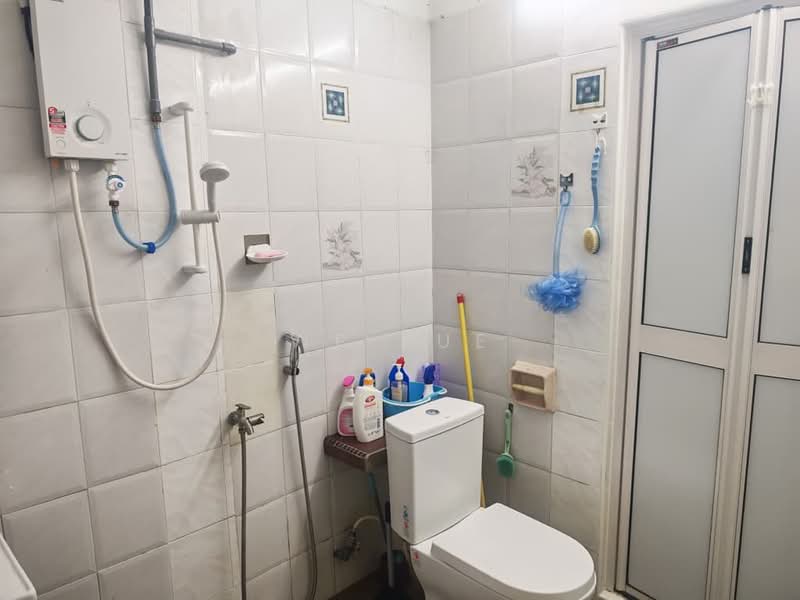 Taman Medan 30 untuk Untuk Dijual - RM 549,000, Mac 2026 - Bathroom - PropertyGuru.com.my