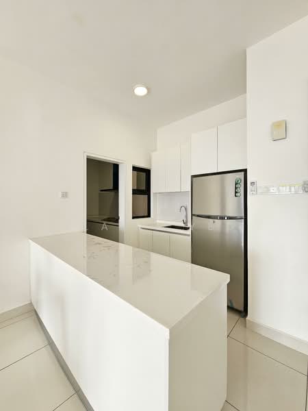 Vertu Resort untuk Untuk Disewa - RM 1,800 /bulan, Apr 2026 - Kitchen - PropertyGuru.com.my