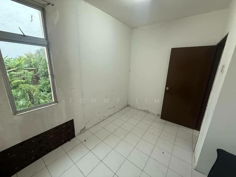 Apartment for Rent at Rose Villa Apartment - Tommy Lim - Interior - PropertyGuru.com.my