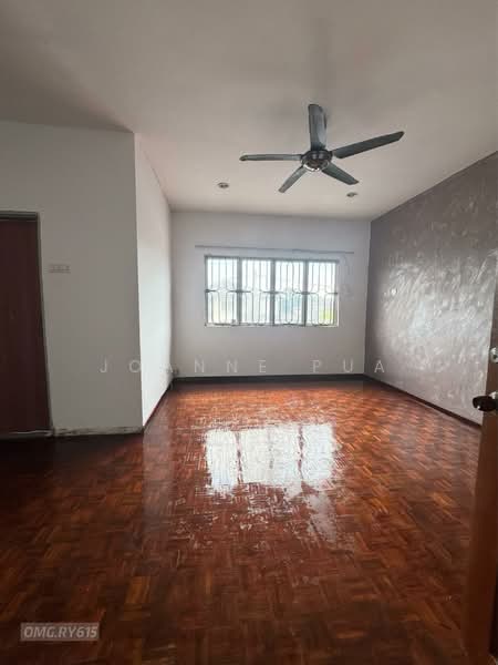 2-storey Terraced House for Sale in Taman Sentosa (Klang) - Joanne Pua - Living Room - PropertyGuru.com.my