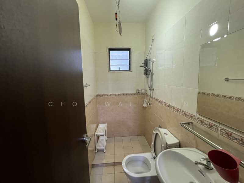 Vila Berkembar untuk Dijual di Seksyen 4 (Kota Damansara) - Chor Wai Chan - Bathroom - PropertyGuru.com.my
