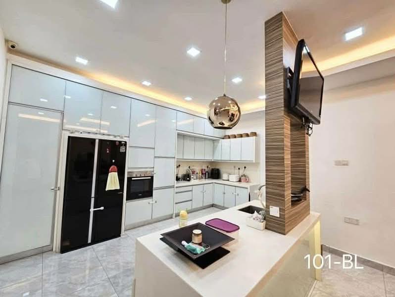 Setia Indah 9 untuk Untuk Dijual - RM 1,080,000, Mac 2026 - Kitchen - PropertyGuru.com.my