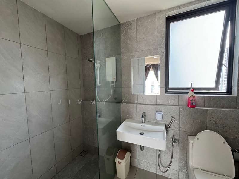 Service Residence for Sale at Emerald 9 - Jimmy Chang - Bathroom - PropertyGuru.com.my