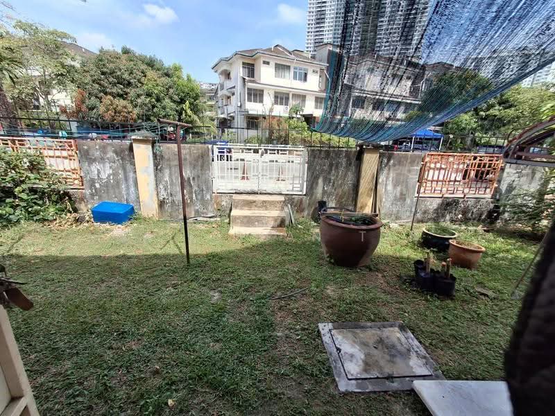 Rumah Teres 2-Tingkat untuk Dijual di Taman Seri Zamrud (Sungai Ara) - Gaik Suan Tan - Exterior - PropertyGuru.com.my