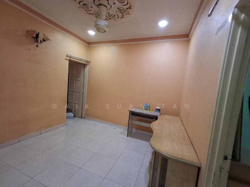 Rumah Teres 2-Tingkat untuk Dijual di Taman Seri Zamrud (Sungai Ara) - Gaik Suan Tan - Interior - PropertyGuru.com.my