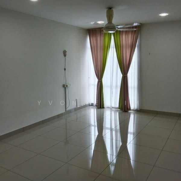 Service Residence for Sale at D'Ambience Residences (Pangsapuri Ikatan Flora) - Yvonne Lim - Living Room - PropertyGuru.com.my