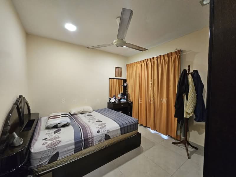 Lakeside Terrace untuk Untuk Dijual - RM 1,750,000, Mac 2026 - Bedroom - PropertyGuru.com.my