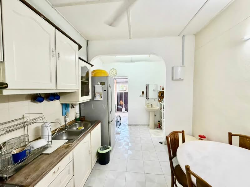 Sungai Ara untuk Untuk Dijual - RM 780,000, Mac 2026 - Kitchen - PropertyGuru.com.my