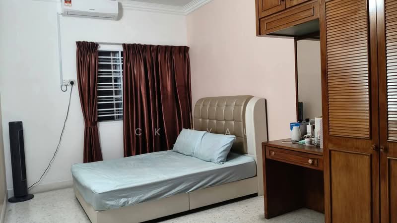 Ipoh garden east renovated extended single storey house for sale untuk Untuk Dijual - RM 348,000, Mac 2026 - Bedroom - PropertyGuru.com.my