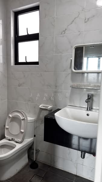 Sky Breeze Service Apartment untuk Untuk Disewa - RM 3,000 /bulan, Mac 2026 - Bathroom - PropertyGuru.com.my