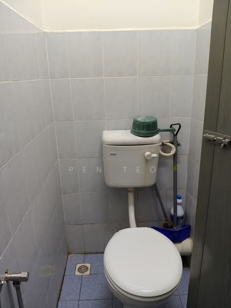 Apartment for Sale at Sri Saujana - Pen Teo - Toilet  - PropertyGuru.com.my