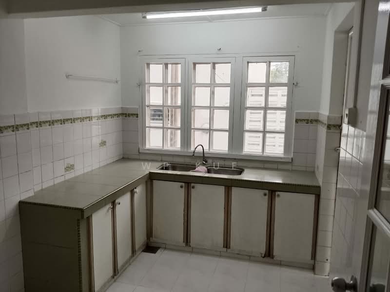 2-storey Terraced House for Sale in Usj 9 (Subang Jaya) - WP Kue - Kitchen - PropertyGuru.com.my