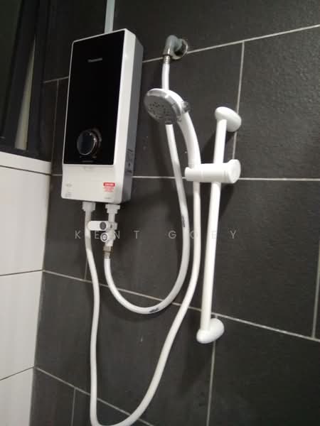 Condominium for Sale at Selayang 18 - Kent Goey - Bathroom - PropertyGuru.com.my