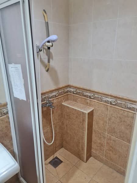 1-storey Terraced House for Sale in Taman Midah (Cheras) - Gladys Wong - Bathroom - PropertyGuru.com.my