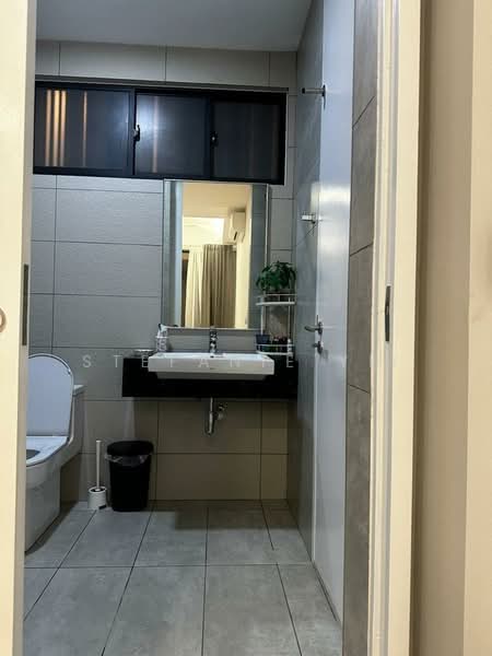 Servis Apartment untuk Disewa di The Sentral Suites - Stefanie Yii - Bathroom - PropertyGuru.com.my