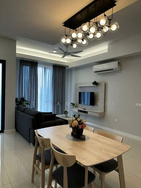 Servis Apartment untuk Disewa di The Sentral Suites - Stefanie Yii - Living Room - PropertyGuru.com.my