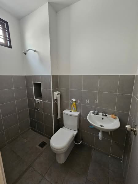 2-storey Terraced House for Sale in Skudai (Johor) - Max Keng - Bathroom - PropertyGuru.com.my