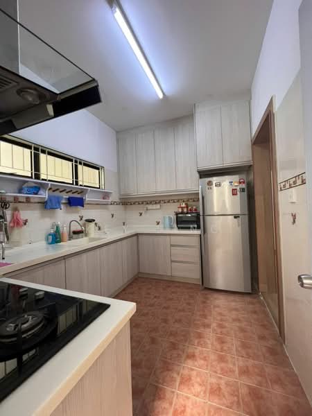 Villa Dahlia untuk Untuk Dijual - RM 450,000, Mac 2026 - Kitchen - PropertyGuru.com.my