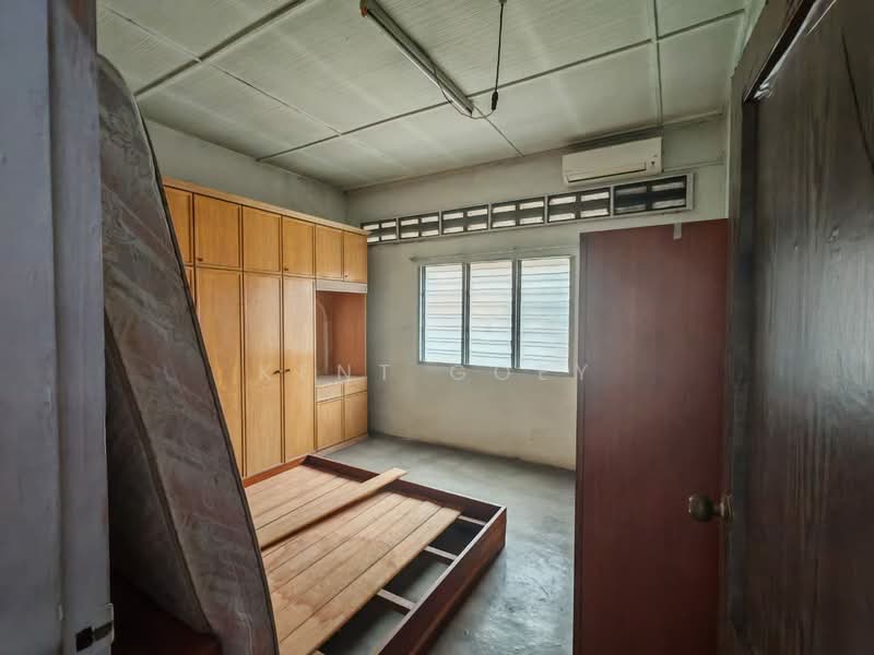 Bungalow for Sale in Kampung Dato Lee Kim Sai (Rawang) - Kent Goey - Bedroom - PropertyGuru.com.my