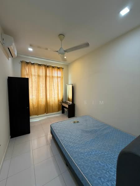Service Residence for Sale at Jentayu Residensi @ Tampoi - Jason Sim - Bedroom - PropertyGuru.com.my