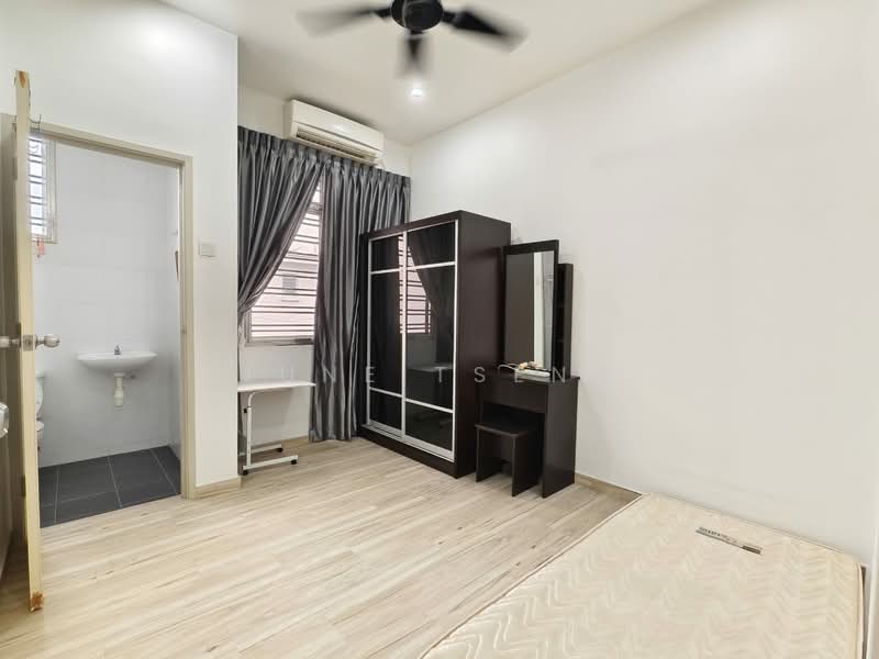 Taman Desa Tebrau untuk Untuk Disewa - RM 3,100 /bulan, Mac 2026 - PropertyGuru.com.my