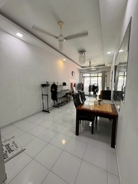 Jentayu Residensi @ Tampoi untuk Untuk Disewa - RM 350,000 /bulan, Mac 2026 - Dining Room - PropertyGuru.com.my