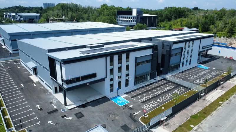 Semi-D Factory for Rent in Shah Alam (Selangor) - Pui Ling Lee - Exterior - PropertyGuru.com.my