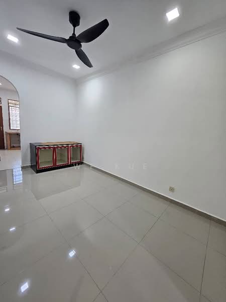 1-storey Terraced House for Sale in Bukit Beruntung (Selangor) - WP Kue - Living Room - PropertyGuru.com.my