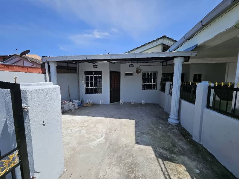 1-storey Terraced House for Sale in Bukit Beruntung (Selangor) - WP Kue - Exterior - PropertyGuru.com.my