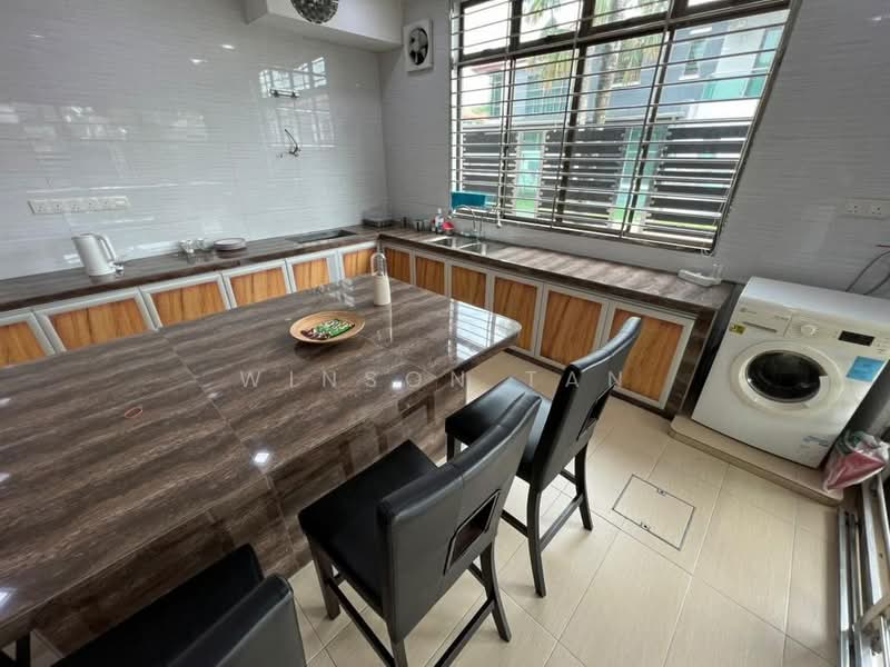 Cluster House for Sale in Taman Sutera Utama (Skudai) - Winson Tan - Kitchen - PropertyGuru.com.my