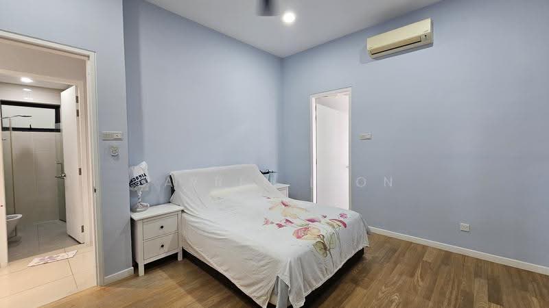 Kondominium untuk Dijual di Waltz Residences - Darren Leon - Bedroom - PropertyGuru.com.my