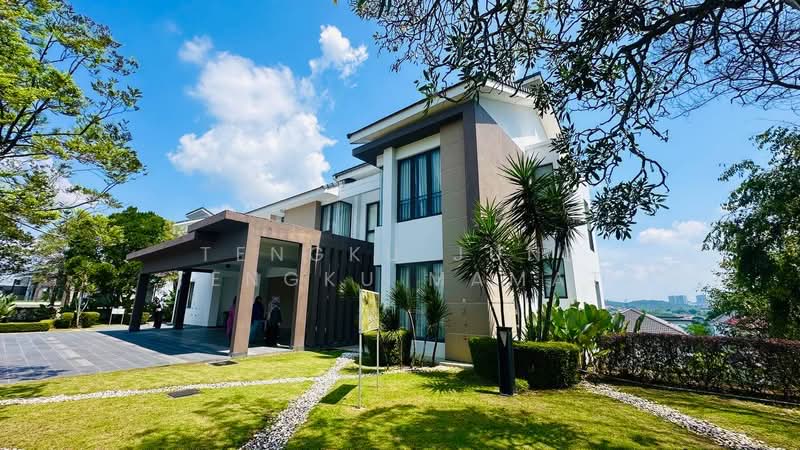 Bungalow for Sale in Bandar Seri Putra (Bangi) - Tengku June Tengku Mamat - Exterior - PropertyGuru.com.my