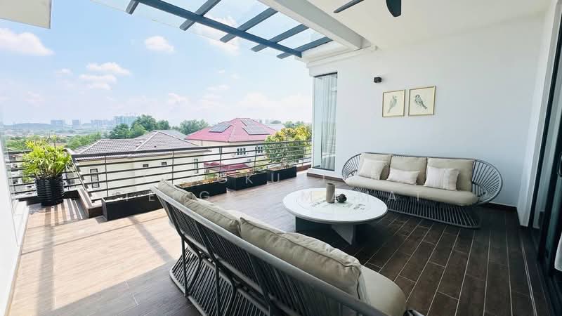 Bungalow for Sale in Bandar Seri Putra (Bangi) - Tengku June Tengku Mamat - Balcony - PropertyGuru.com.my